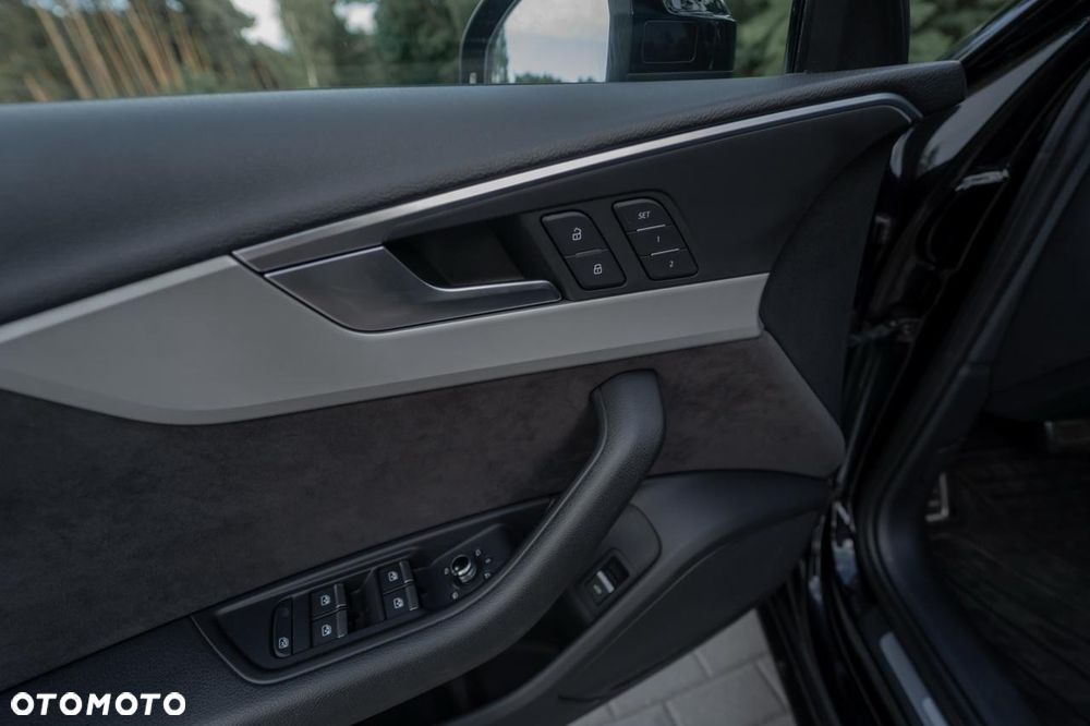 Audi A4 Avant 40 TDI quattro S tronic S line - 32