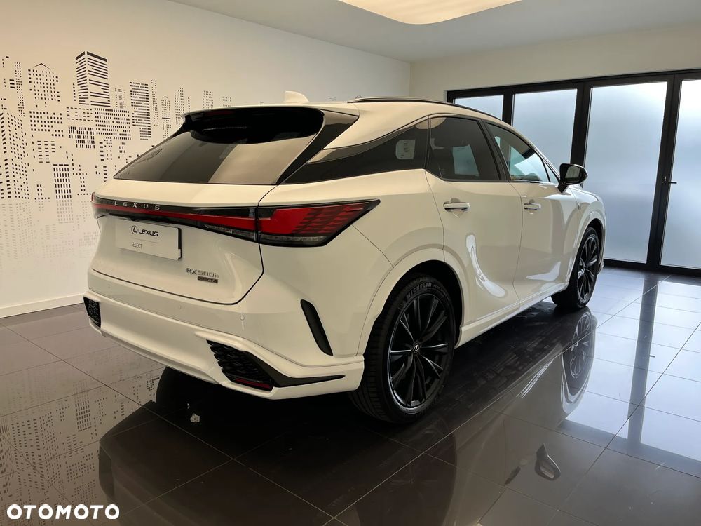 Lexus RX 500h F Sport Edition - 8
