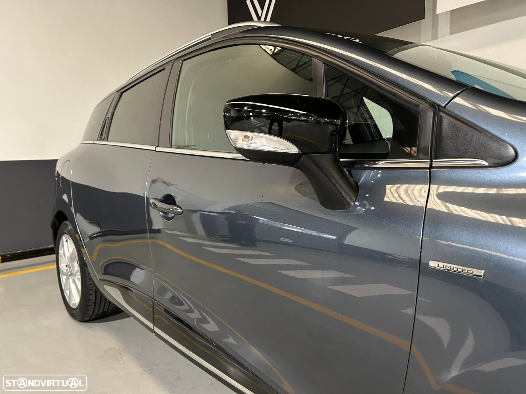 Renault Clio Sport Tourer 0.9 TCe Limited - 10