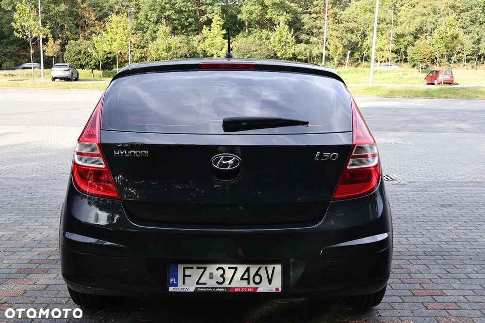 Hyundai i30 1.4 Base - 7