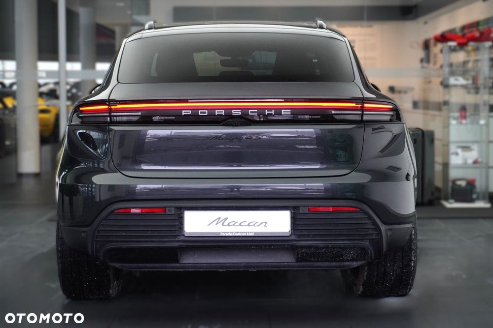 Porsche Macan - 9