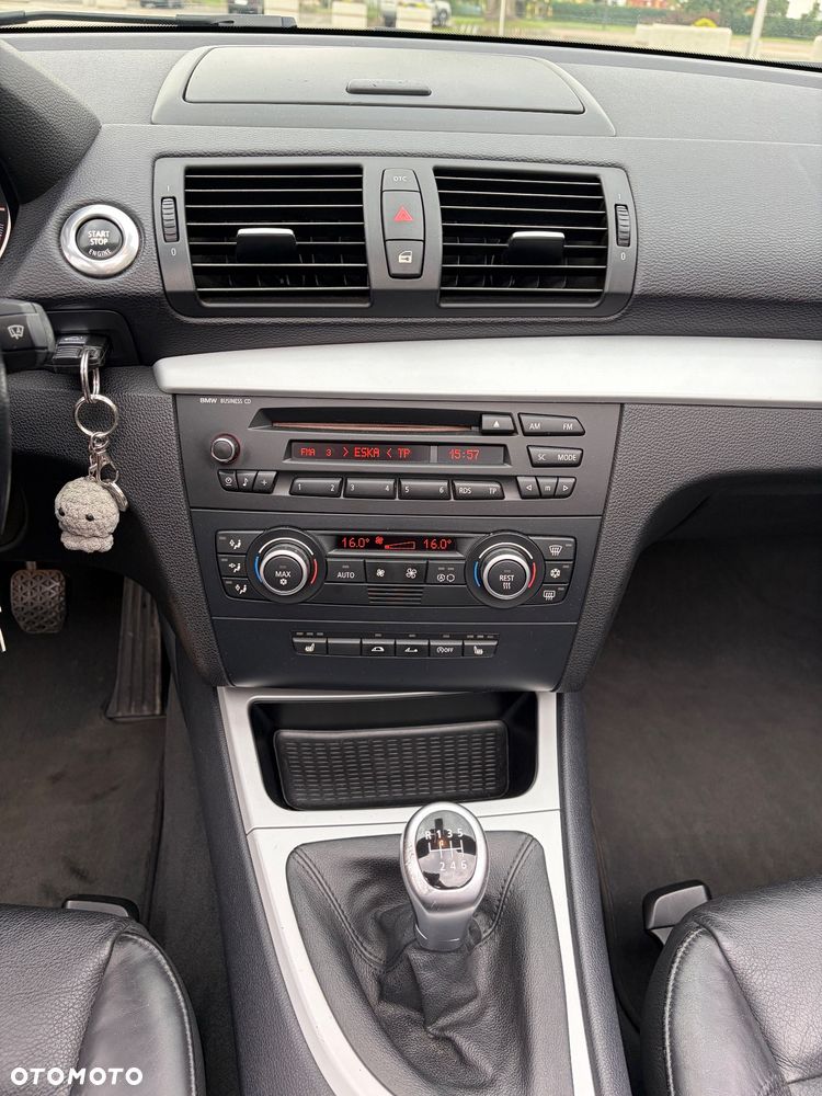 BMW Seria 1 118i - 12