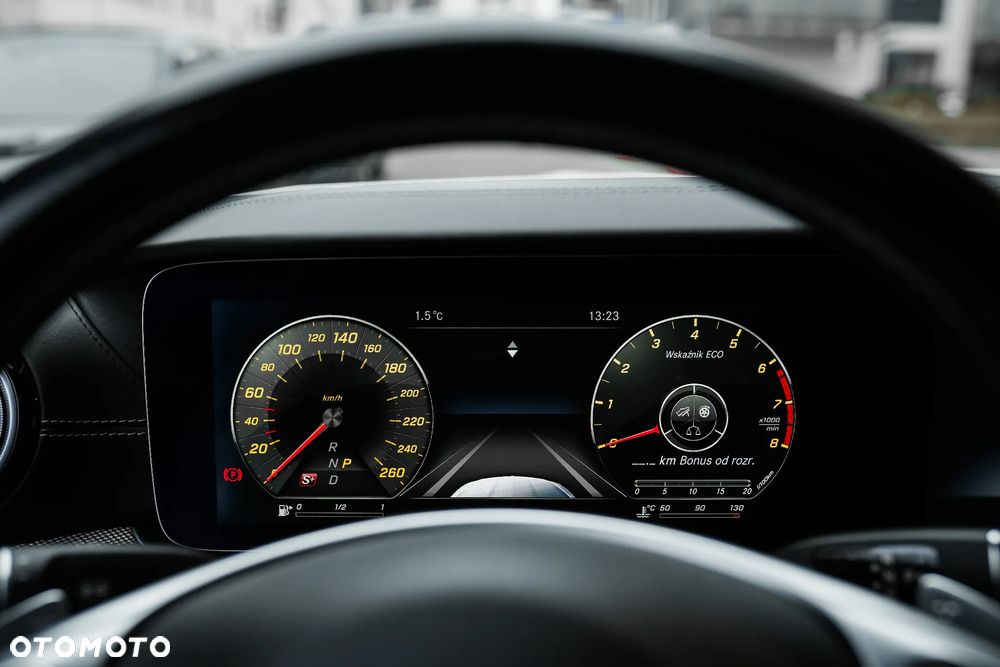 Mercedes-Benz Klasa E 400 4Matic 9G-TRONIC AMG Line - 9