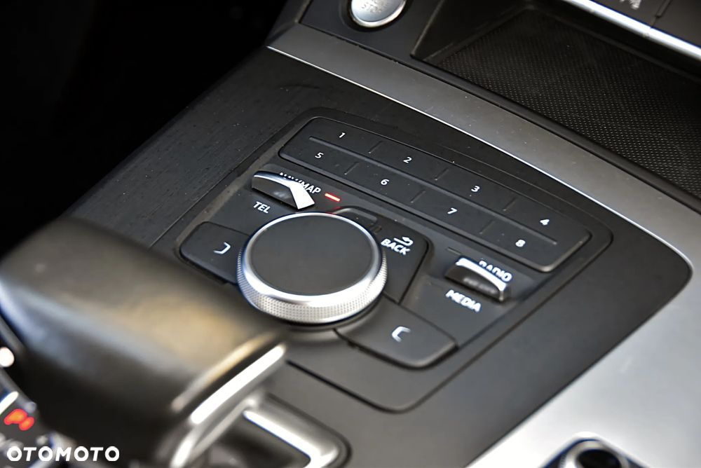 Audi Q5 35 TDI mHEV S tronic - 29