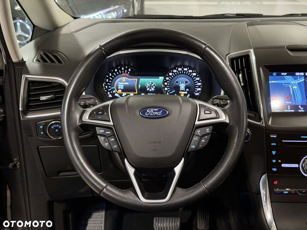 Ford S-Max - 10