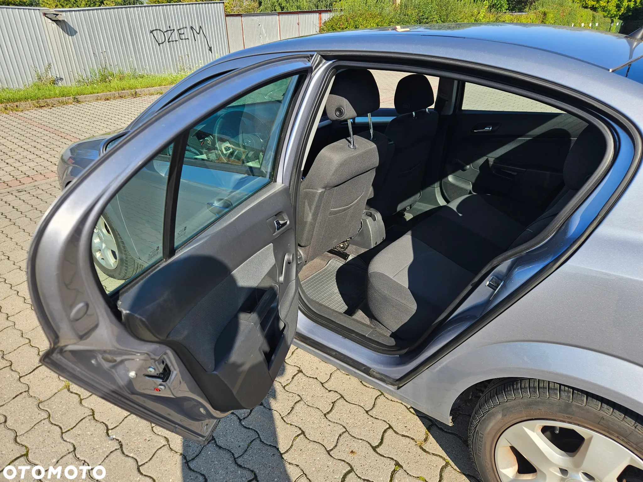 Opel Astra - 2