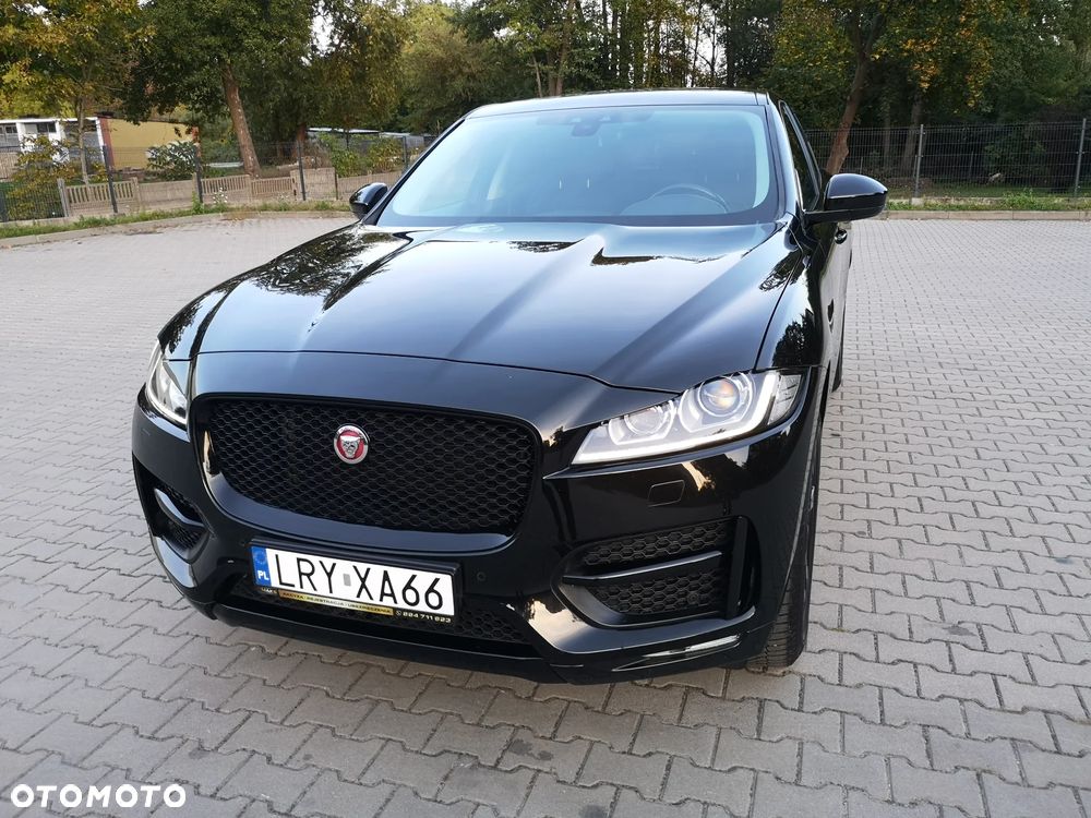 Jaguar F-Pace 20d AWD R-Sport - 23