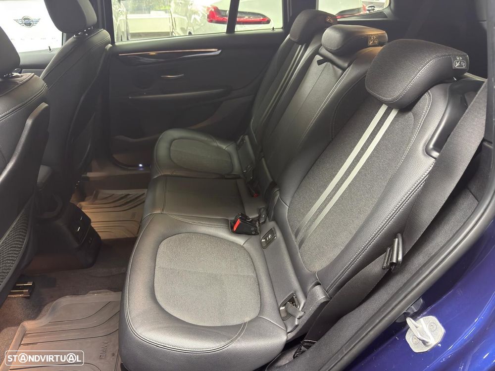 BMW 218 Gran Tourer d 7L Line Sport Auto - 40