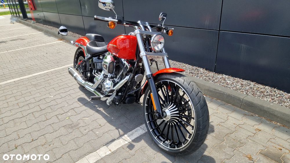 Harley-Davidson FXSB Breakout - 4