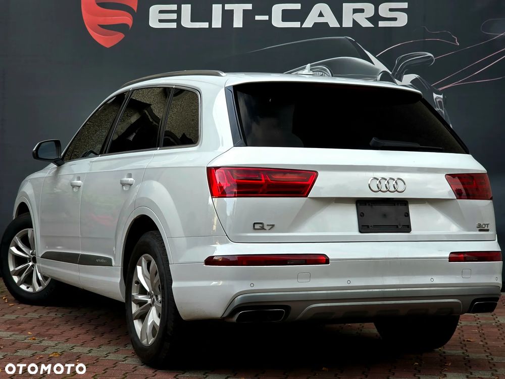 Audi Q7 3.0 TFSI Quattro Tiptronic - 11