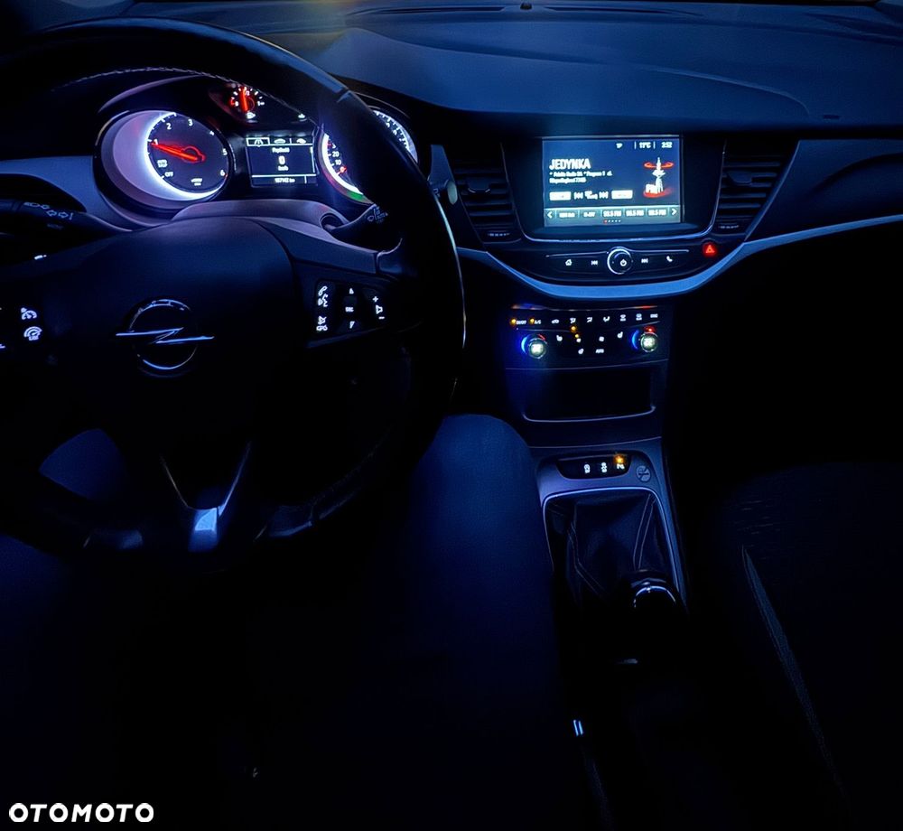 Opel Astra 1.5 D Start/Stop Business Elegance - 17