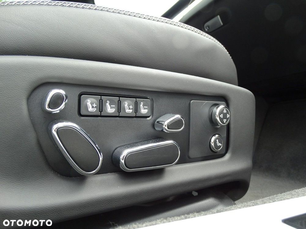 Bentley Continental GT New V8 - 22