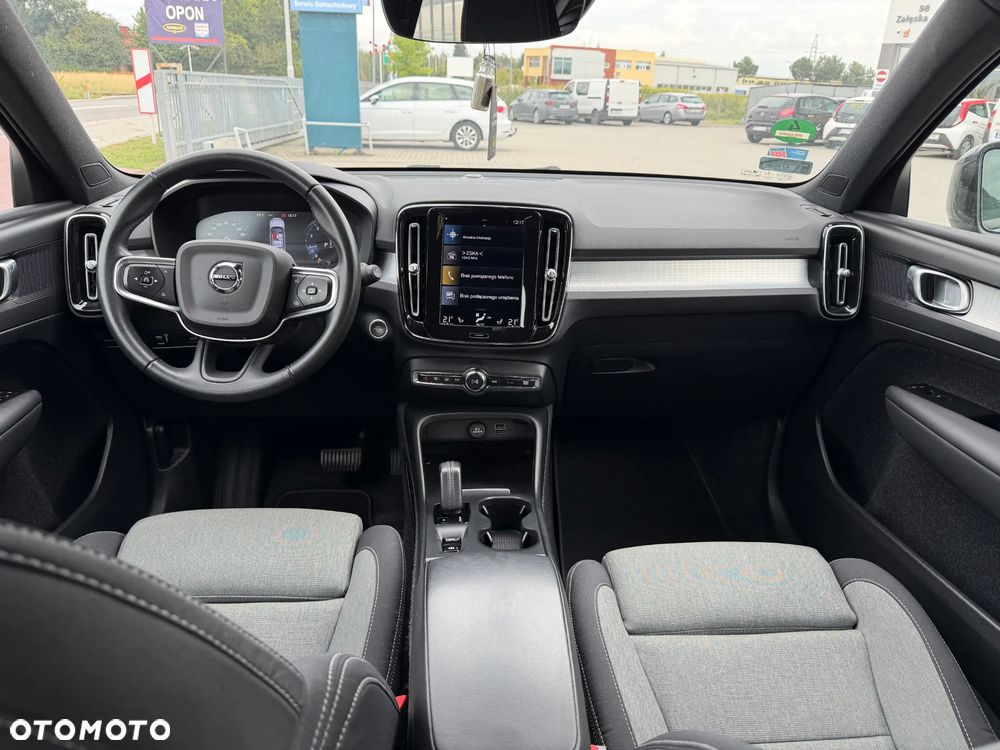 Volvo XC 40 T3 Momentum Pro - 9