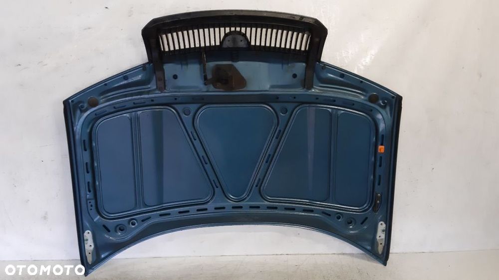 # MASKA POKRYWA SILNIKA DO SKODA FABIA I 1 BŁĘKITNA 9432 - 4