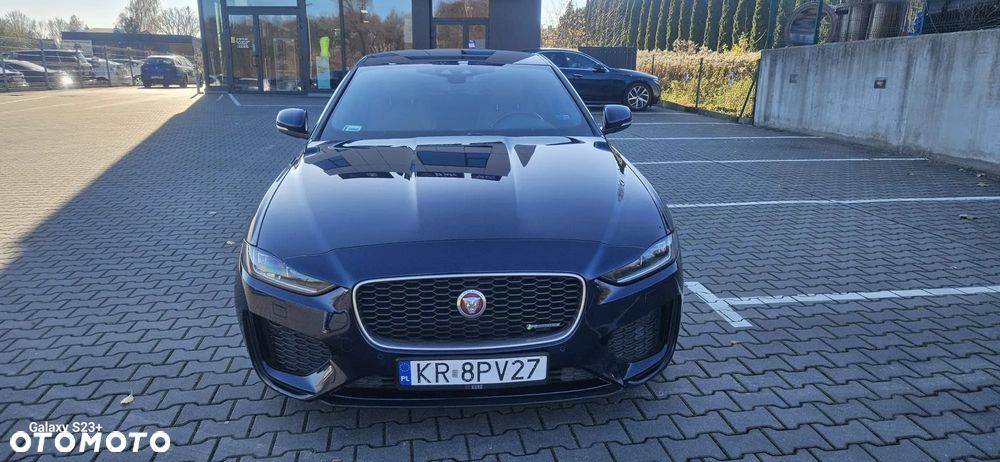 Jaguar XE 2.0 D180 AWD R-Dynamic SE - 2