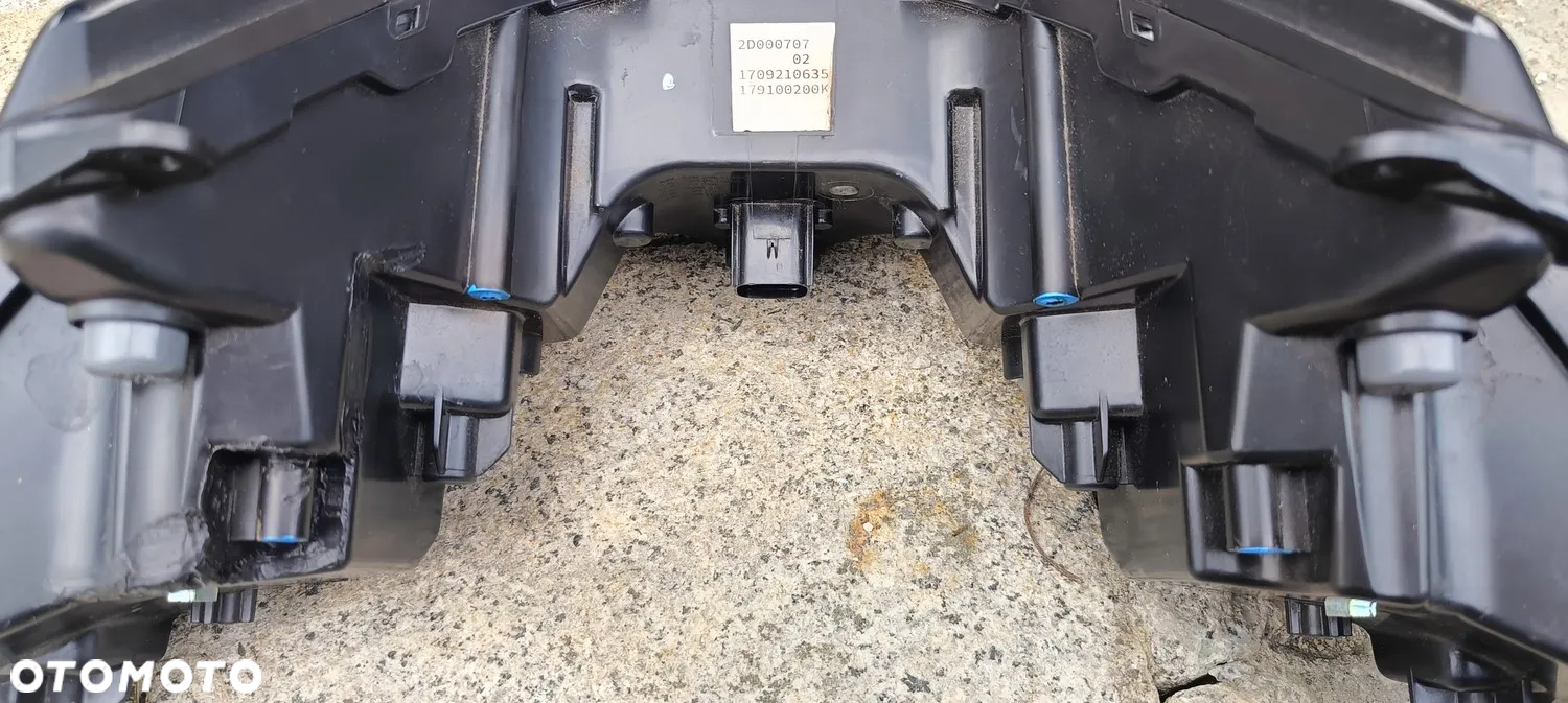 APRILIA RS 660 LAMPA PRZÓD REFLEKTOR 2022 - 9