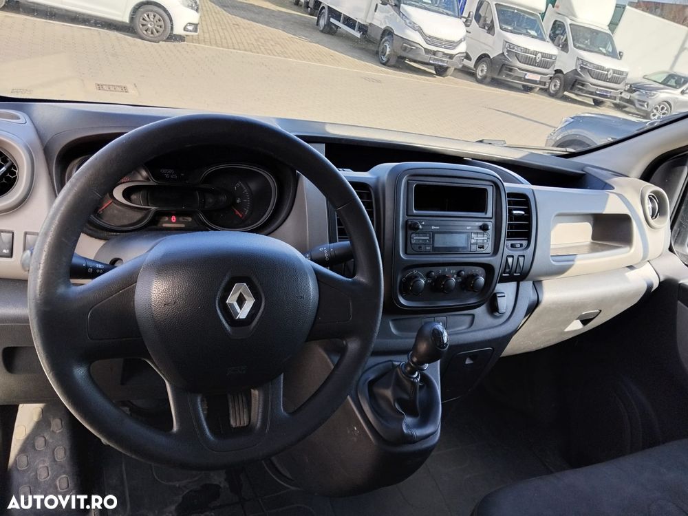 Renault Trafic - 8