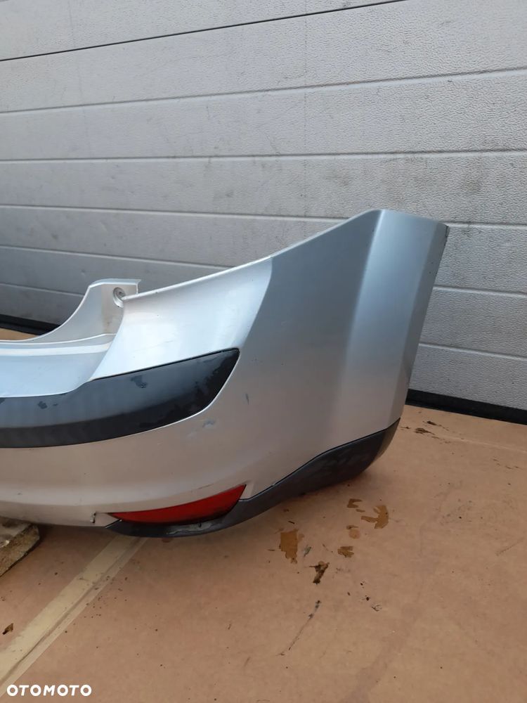 Zderzak tylny tył Ford Focus MK2 HB - 2