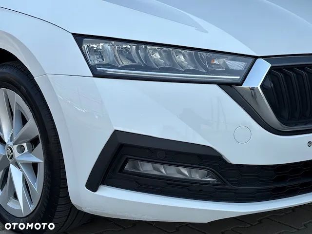 Skoda Octavia 2.0 TDI Ambition DSG - 11