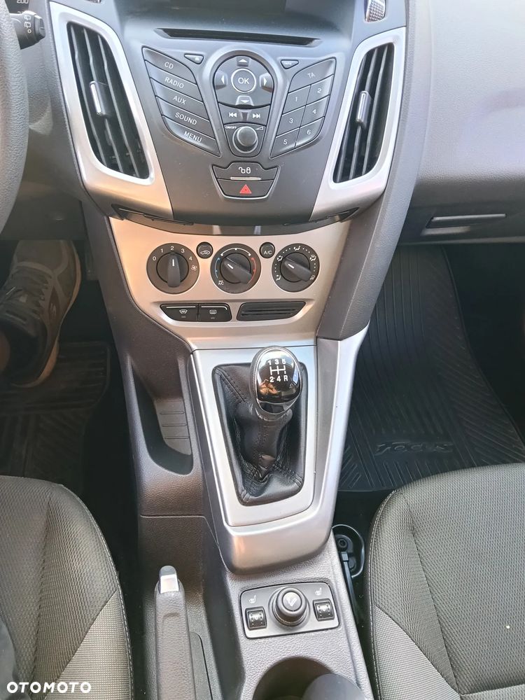 Ford Focus - 12