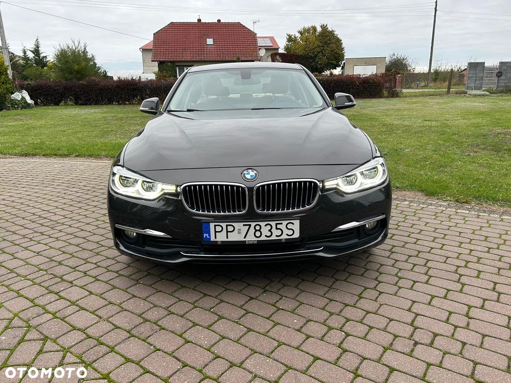 BMW Seria 3 320d Edition Luxury Line Purity - 2