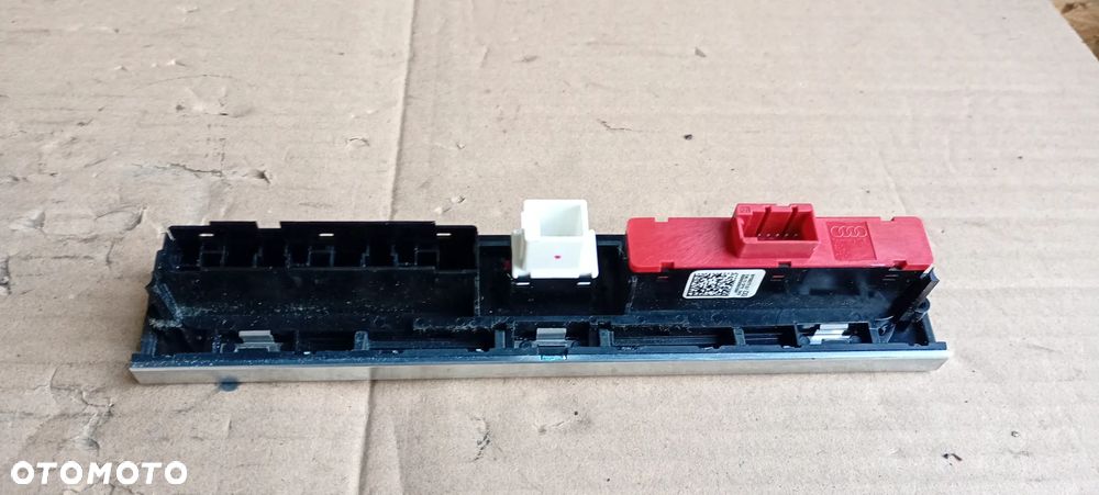 Moduł panel przycisk awaryjnych Audi A3 8P Lift 8P0927137CG - 6