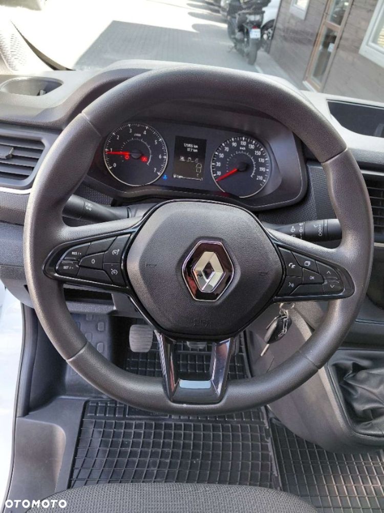 Renault TRAFIC - 12