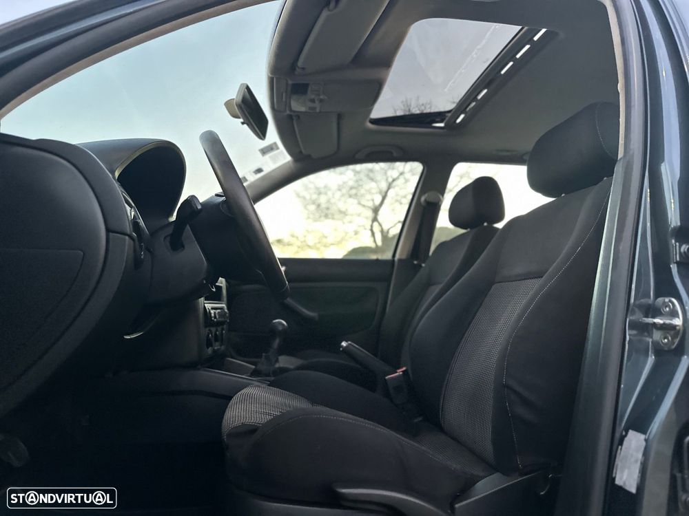 VW Golf 1.6i Confortline AC - 10