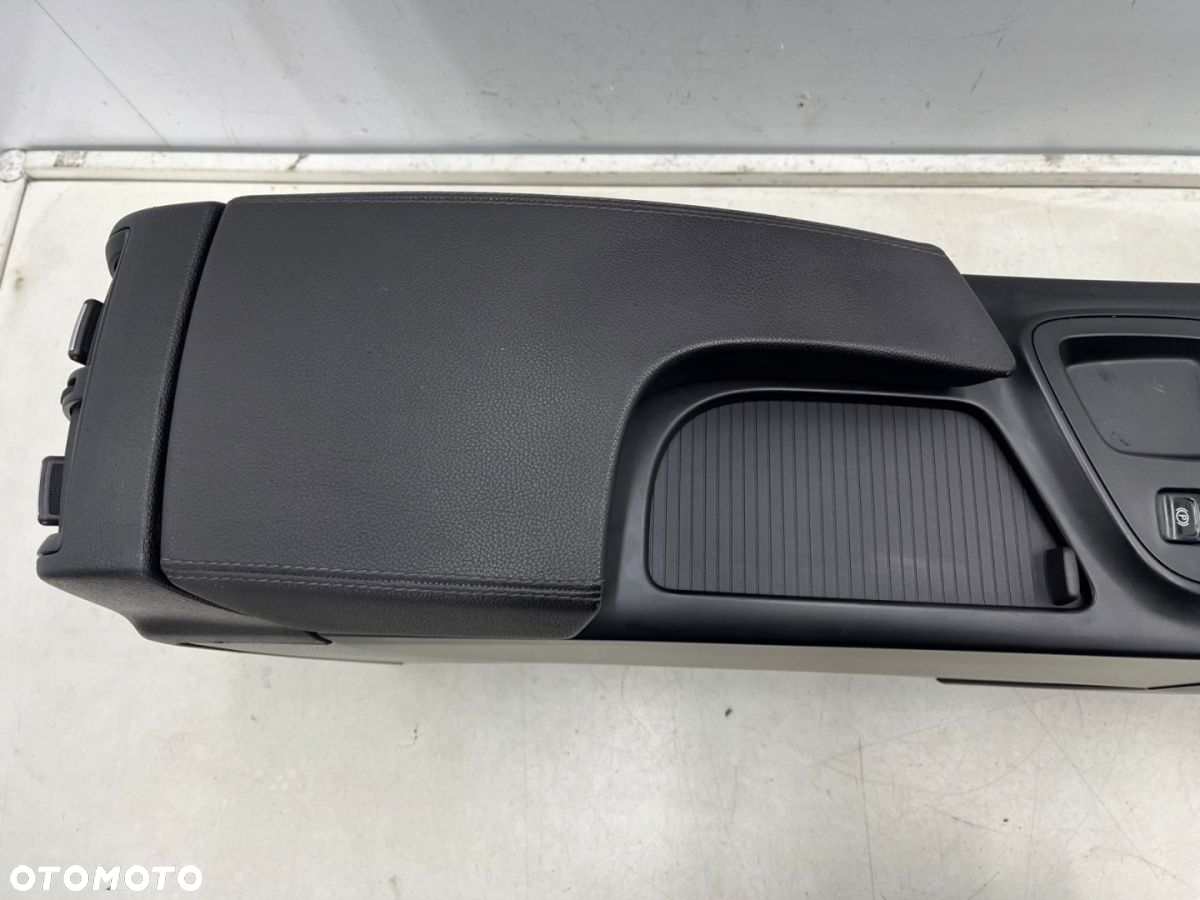 Tunel środkowy Opel Insignia A 08-11r. podłokietnik skórzany aux BEZ usb EUROPA - 7