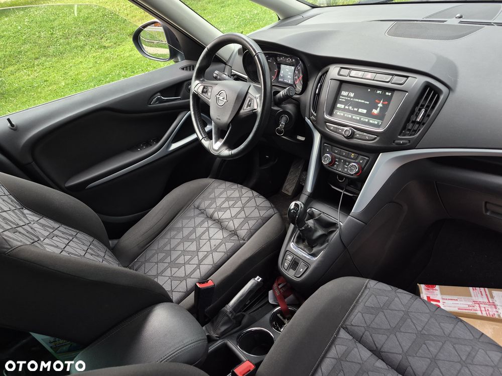 Opel Zafira - 6