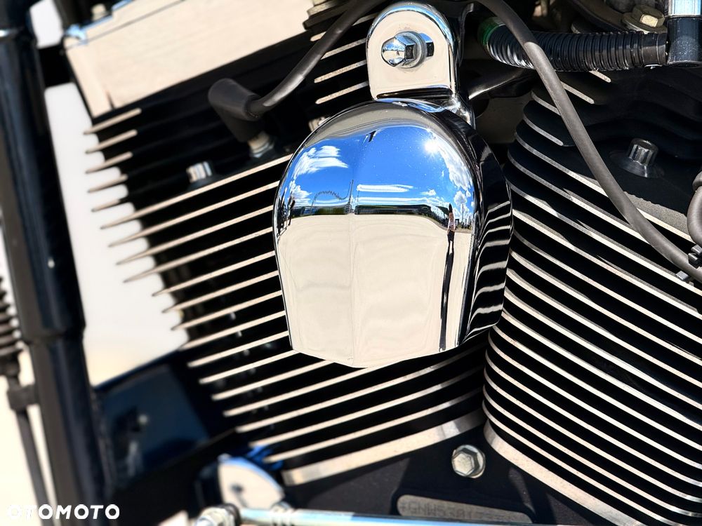 Harley-Davidson Dyna Low Rider - 29
