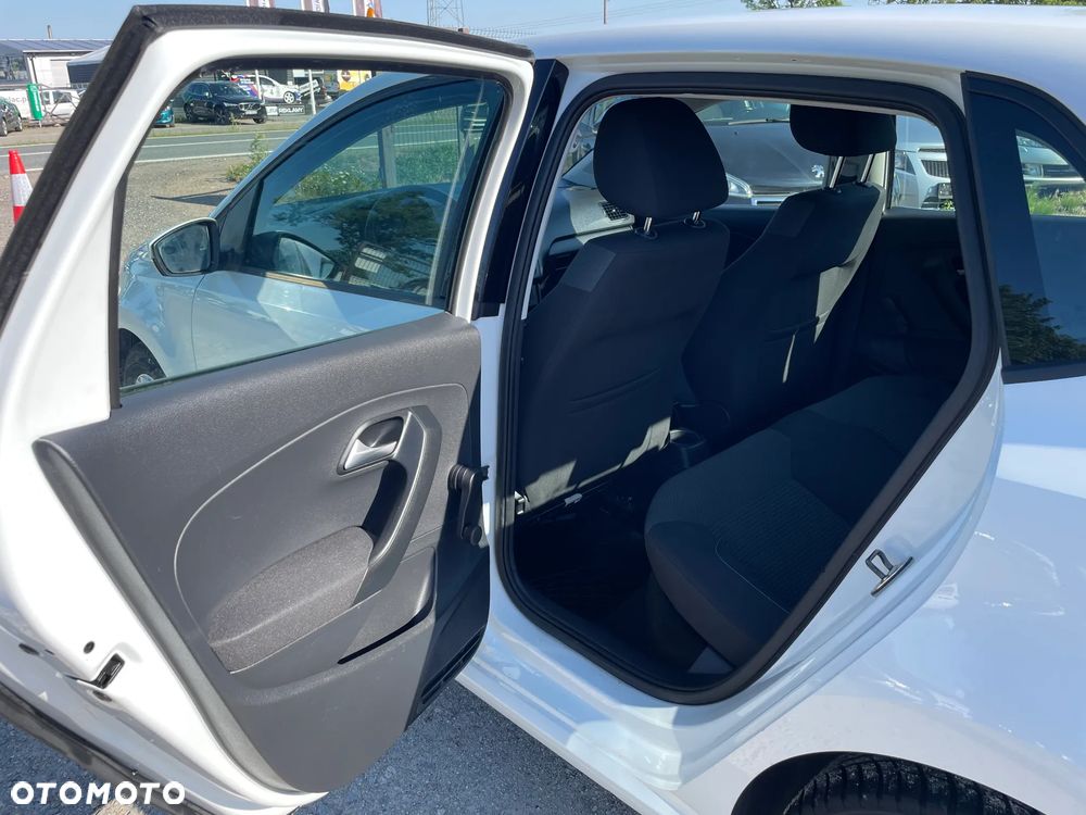Volkswagen Polo 1.4 TDI Comfortline - 13