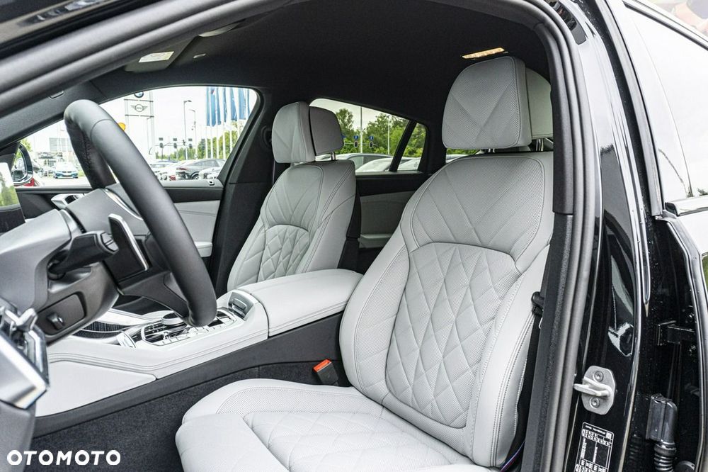 BMW X6 - 14