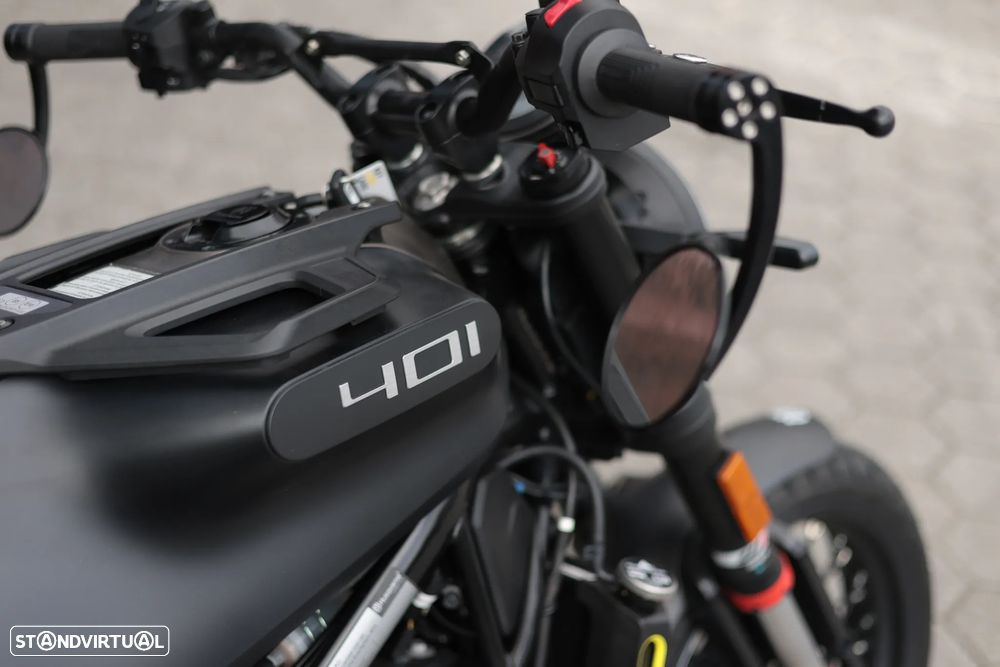 Husqvarna Svartpilen 401 <35kw - 11