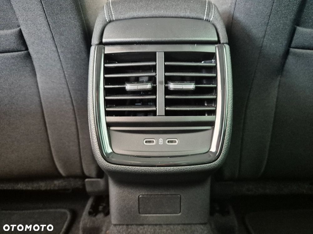 Skoda Kamiq 1.5 TSI Edition 130 - 32