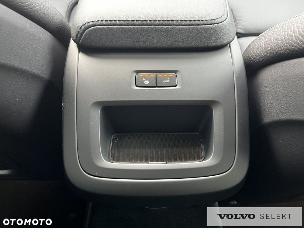 Volvo V60 Cross Country - 27