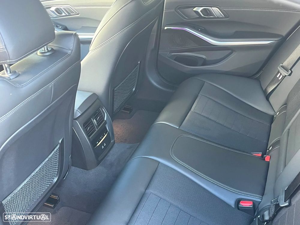 BMW 320 e Corporate Edition Auto - 36