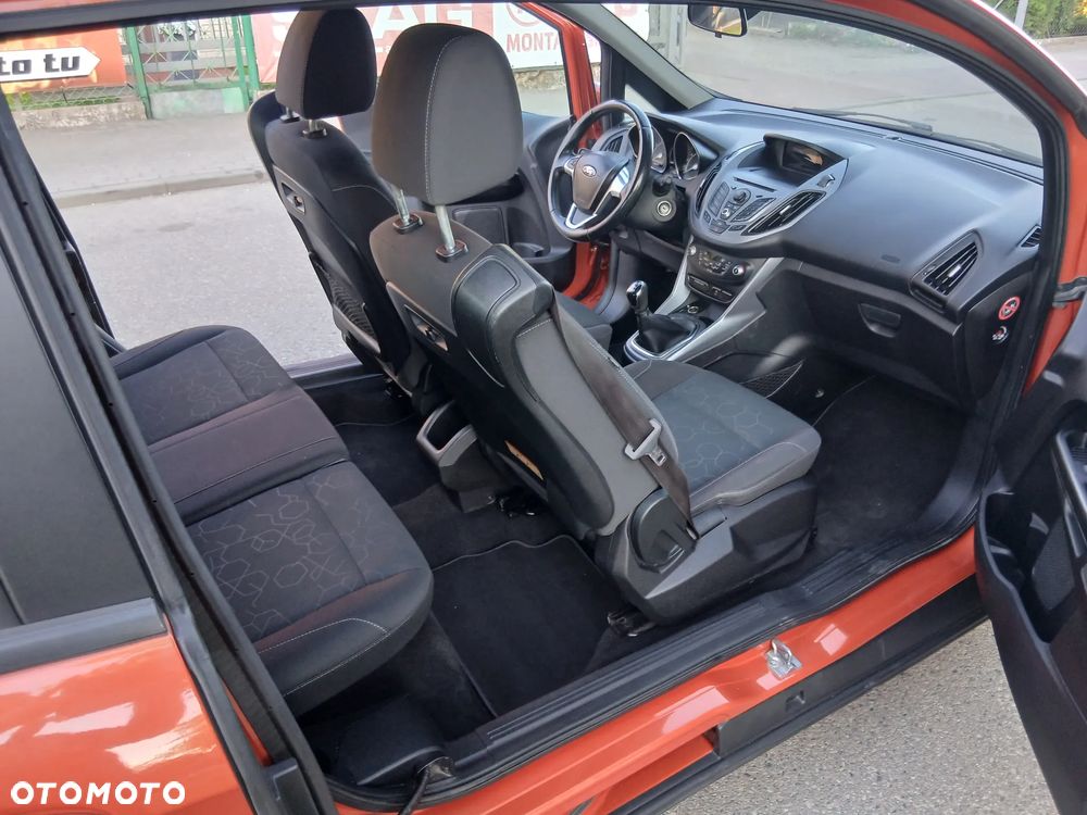 Ford B-MAX - 11