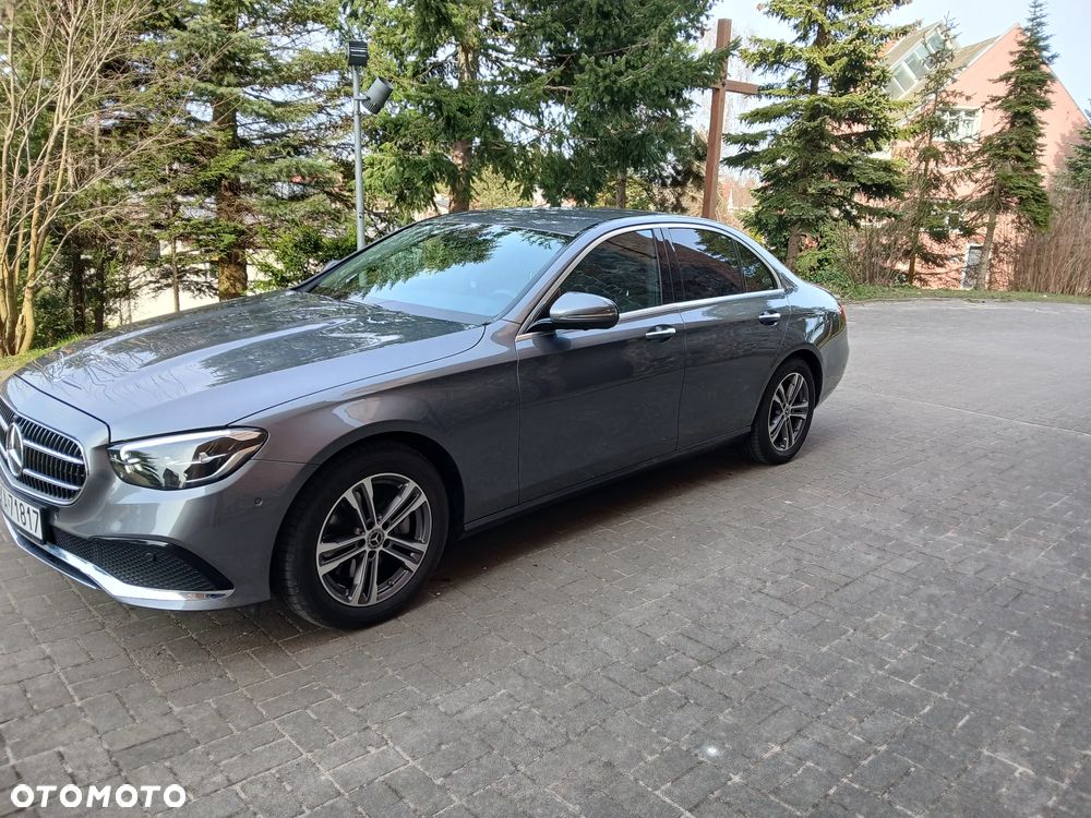 Mercedes-Benz Klasa E 220 d 4-Matic Exclusive - 9