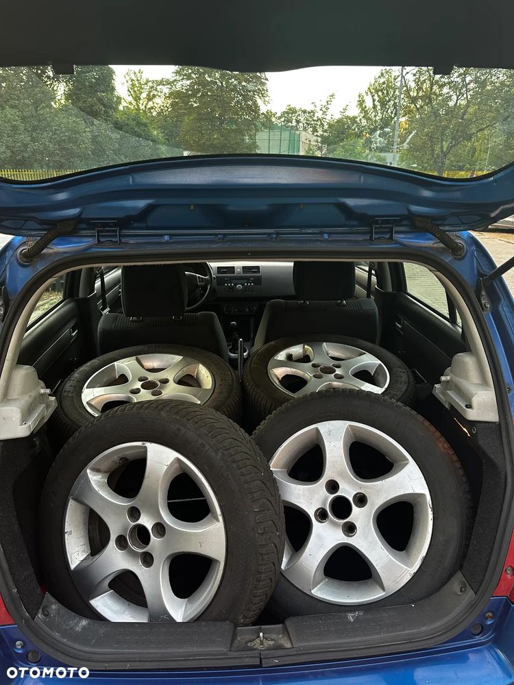 Suzuki Swift - 11