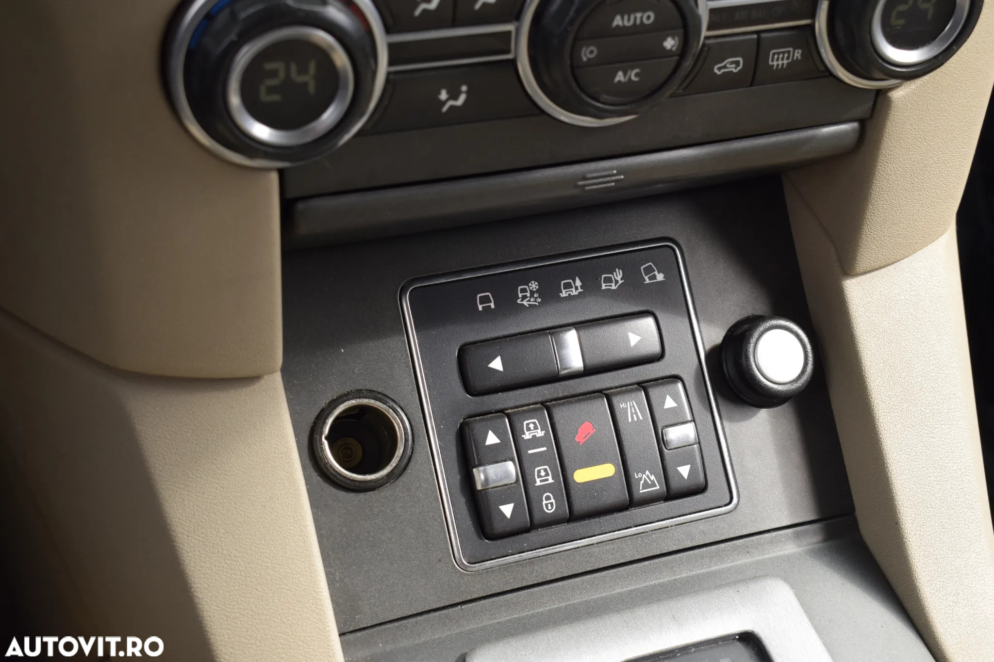 Land Rover Discovery 4 3.0 L TDV6 GRAPHITE Aut. - 27