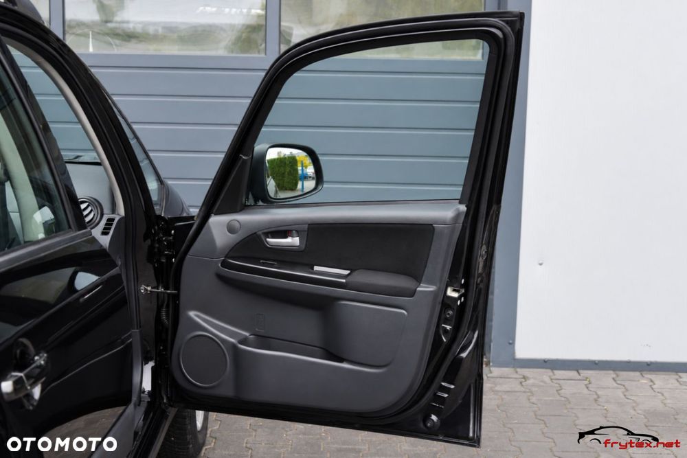 Suzuki SX4 - 23
