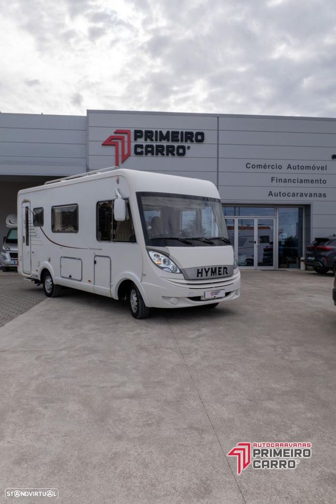 Hymer Classe B sala grande - 36