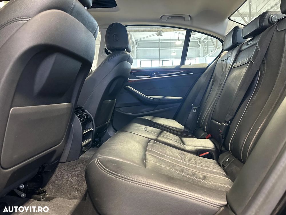 BMW Seria 5 520d Aut. - 12
