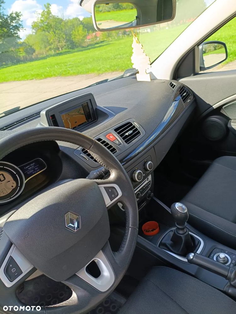 Renault Megane 1.5 dCi Expression - 9