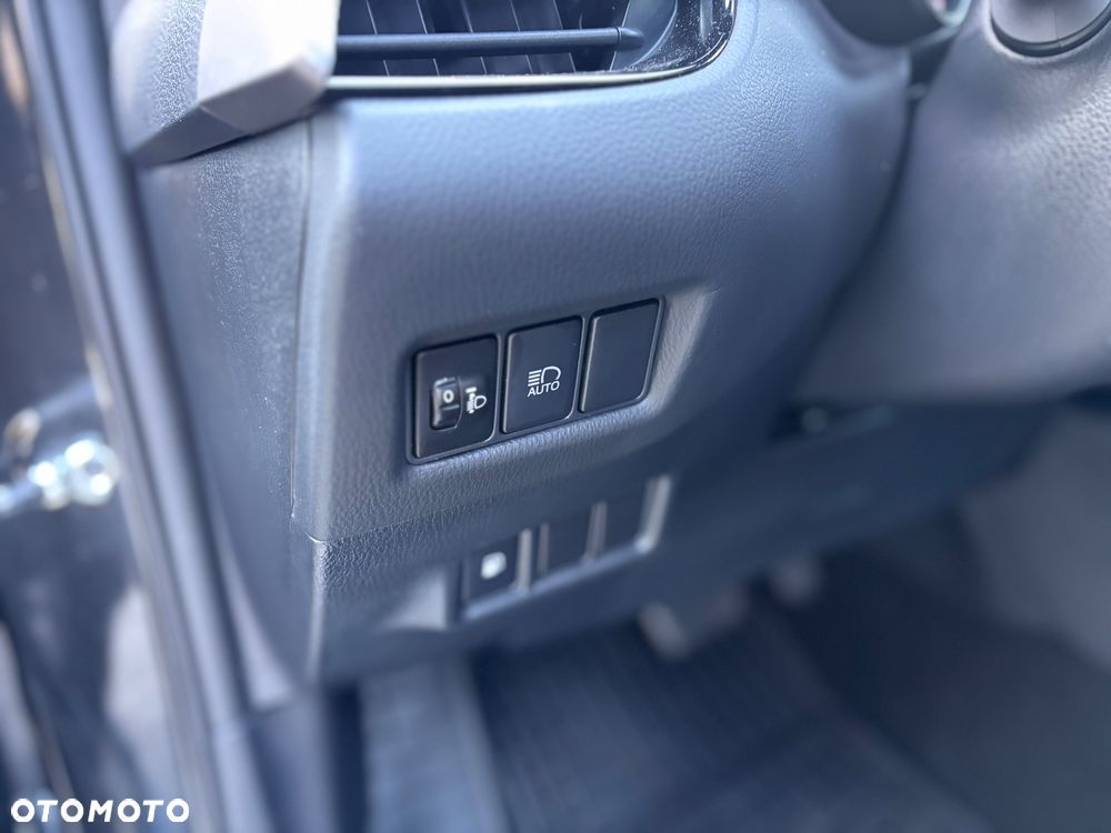 Toyota C-HR Business-Edition - 37