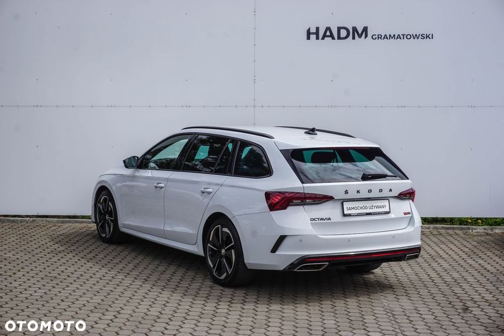 Skoda Octavia 2.0 TDI RS DSG - 7