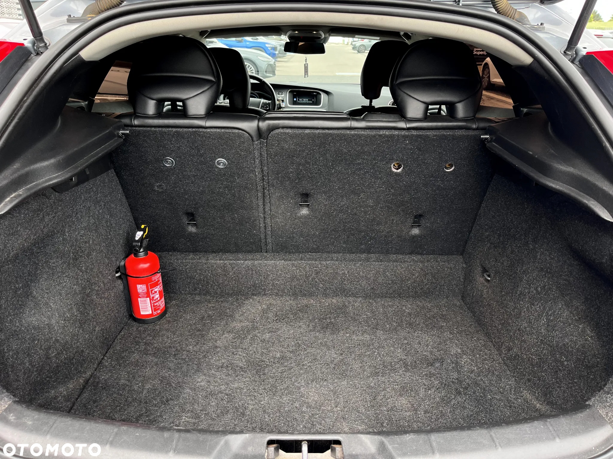 Volvo V40 D2 Momentum - 17