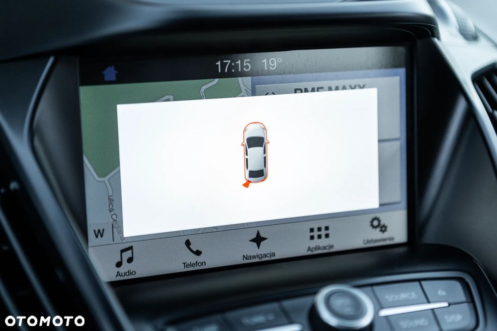 Ford Kuga - 28
