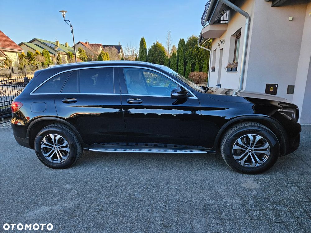 Mercedes-Benz GLC - 4